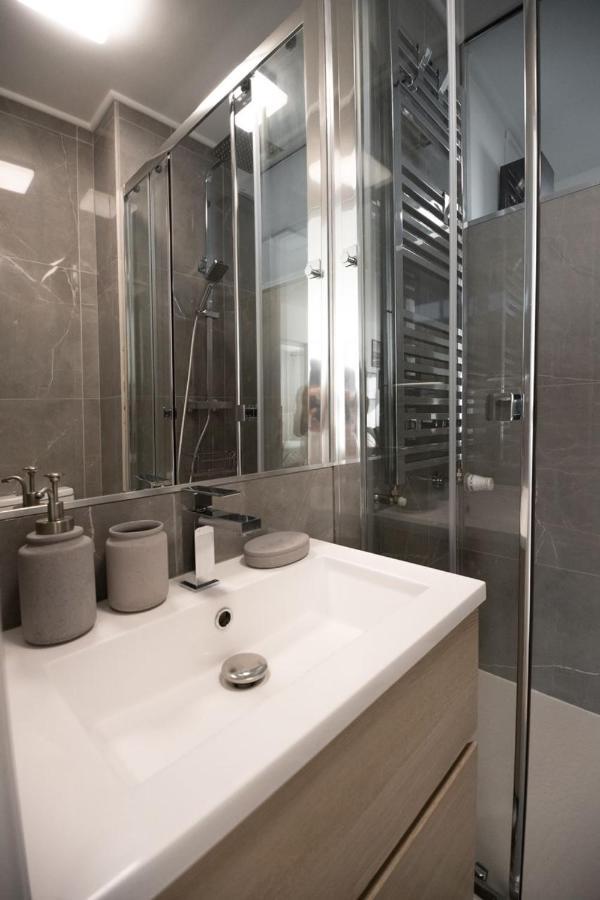 Fougasses Apartment เฟรฌูส ภายนอก รูปภาพ